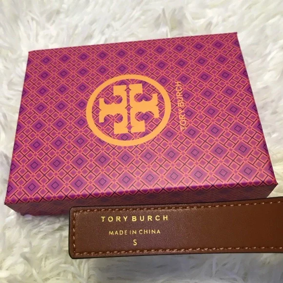 Tory Burch Black Belt with Gold Logo Buckle - Picture 5 of 7